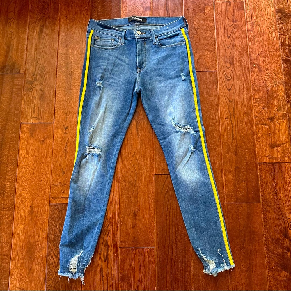 Express Jeans - Picture 3 of 5